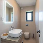 & Blue Five Bedroom With Private Pool And Complete Privacy Villa Čilipi