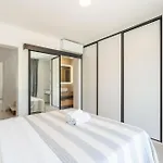 Βίλα & Blue Five Bedroom With Private Pool And Complete Privacy Čilipi