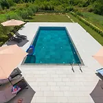 & Blue Five Bedroom With Private Pool And Complete Privacy Βίλα