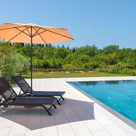 & Blue Five Bedroom With Private Pool And Complete Privacy Villa